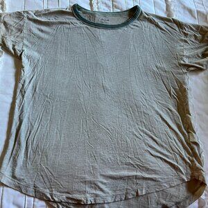 Madewell Size Large Green with Green Ribbed Neckline Short Sleeve Tee
